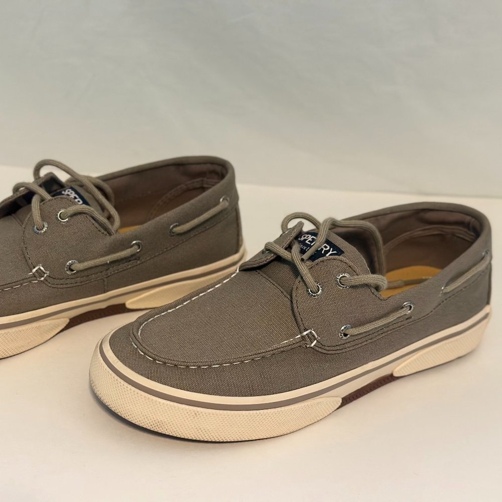 Sperry Halyard Shoes